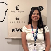 Julia Moura Email