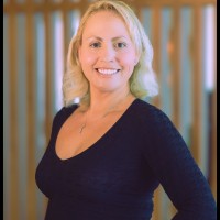 Lewis Brisbois Employee Julia Kight's profile photo