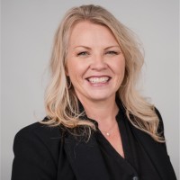 Metropolitan Floors Employee Nicole Parr's profile photo