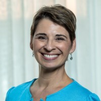 Jennifer Abril Email & Phone Number