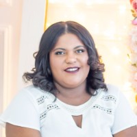 Álida Vitor Email