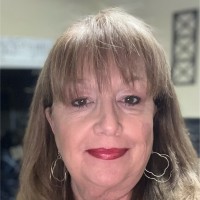 LimeLife by Alcone Employee Sue Upton's profile photo