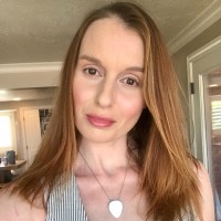 Amirsys, Inc. Employee Nina Themann's profile photo