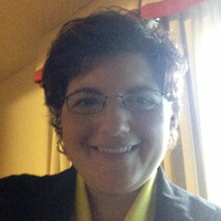 The Cheesecake Factory Employee Mina Castellano's profile photo