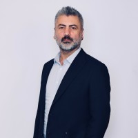 Yekta Akyıldız Email