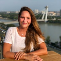 Martina Kicinova Email