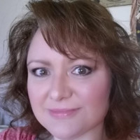VineBuzzWeb Employee Liesl Lukacs's profile photo