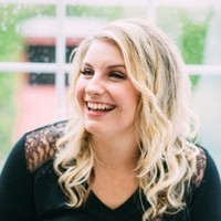 Caitlin Collins Email & Phone Number