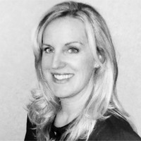 PREMIER PERIODONTICS Employee Lisa Reynolds's profile photo