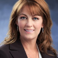 Signature Realty Employee Tammy Hedlund's profile photo