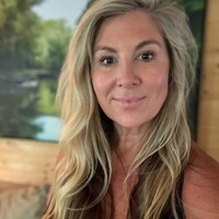 Adams Outdoor Advertising Employee Liz Ware's profile photo