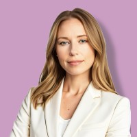 Larissa Pearce Email & Phone Number