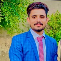 Crunch Apple Employee Ali Raza's profile photo