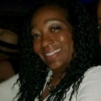 uExamS Employee Sandra Lee-Reams's profile photo