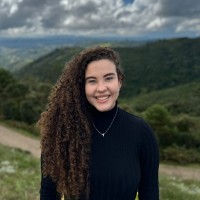 Rebeka Parente Email