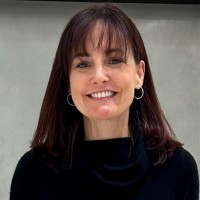 Kim Arnold Email & Phone Number