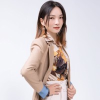 Sanly Lee Email