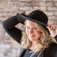MindFlare AI Employee Julie Eason's profile photo
