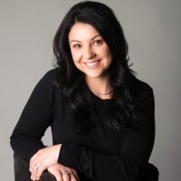 Des Kelly Interiors Employee Youlanda Blake's profile photo