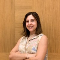 Oumaima Guirrou Email