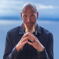 Kevin Davis Email & Phone Number