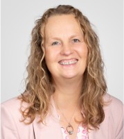 Christine Pohl Email & Phone Number