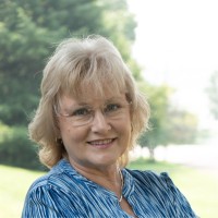Robin Varner Email & Phone Number
