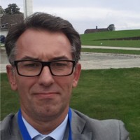 Albert Gil Email