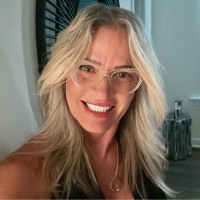 J&R Schugel Trucking, Inc. Employee Dawn Lane's profile photo