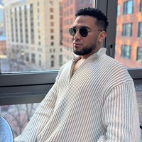 PLS Financial Services Employee Robert Tavarez's profile photo