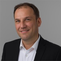 Tamas Mariasi Email