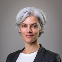 Meriem Benchabane Email