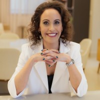 Reshape Employee Laura Núñez's profile photo
