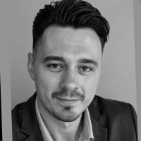 GreenLightUPS Employee Aleks Ratkovic's profile photo