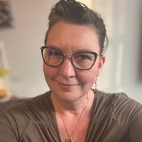 SEARCH Employee Emily Moss's profile photo