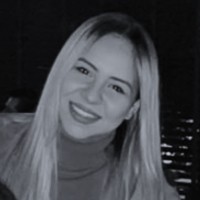 Pet Markt Employee Valeria Zertuche's profile photo
