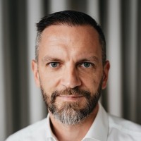 Josef Aschauer Email