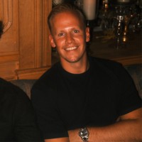 Tim van Dam Email