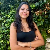 Eylül Genç Email