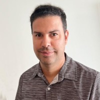 Carlos V. Email