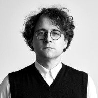 Alberto Mora Email