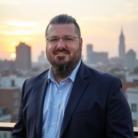 Dreamline Suites Employee Joshua Fields's profile photo