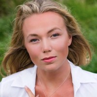 Michela Villierme Email