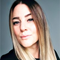 Antler Employee Sina Holzheu's profile photo