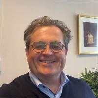 René van 'T Hooft Email