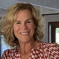 Phoenix Heat Treating Employee Pam Hushek's profile photo