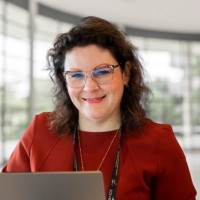 Sarah Testa Email & Phone Number