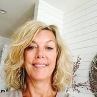 Lee Peters Email & Phone Number