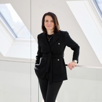 Elke Napokoj Email