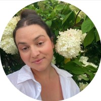 MacKenzie O'Neil Email & Phone Number